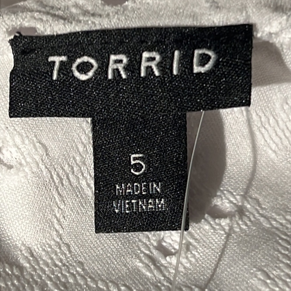 Torrid One Shoulder Ruffle Top Eyelet Jersey White Size 5X - Picture 6 of 10